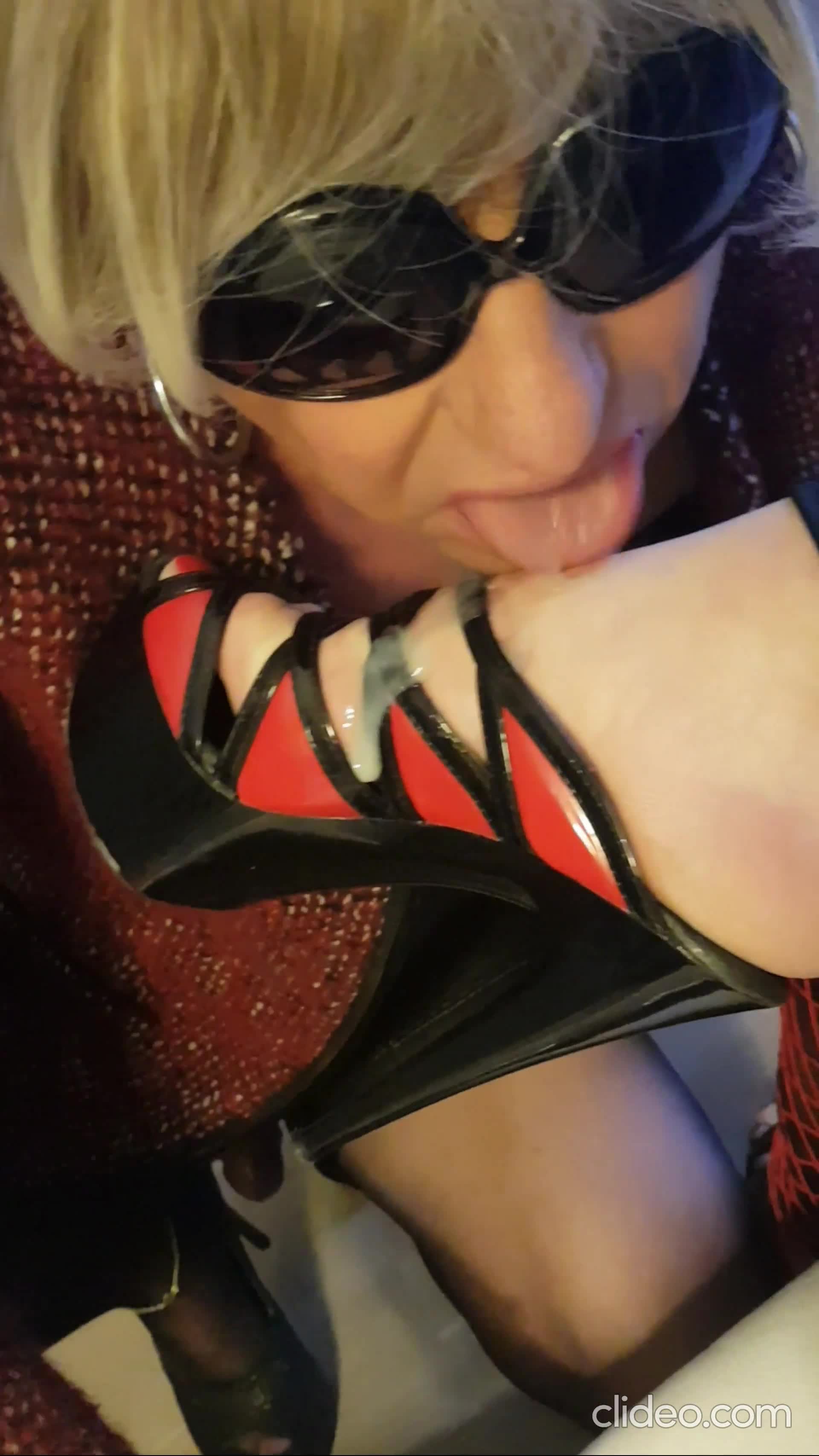 Crossdresser cum on feet and lick it