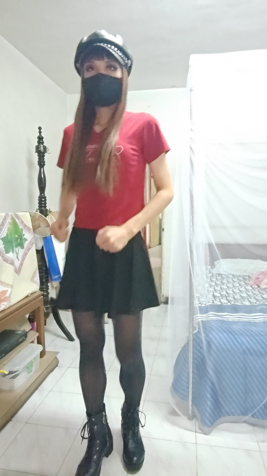 crossdress VID_20240918_211151